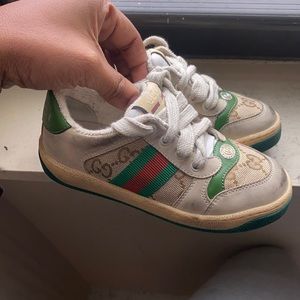 Authentic gucci sneakers